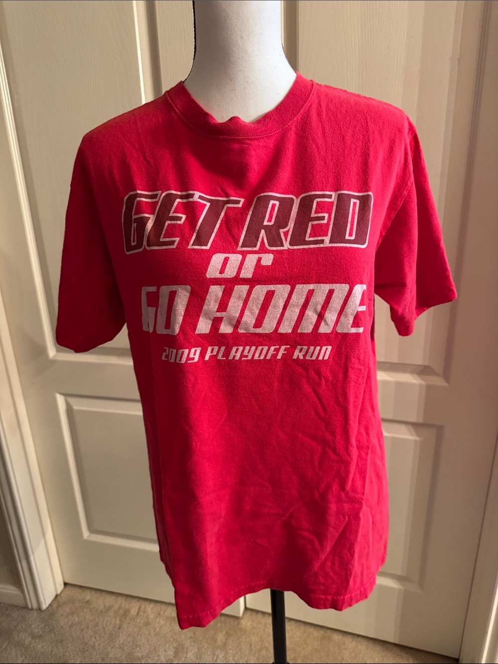 HOUSTON ROCKETS - Red Crewneck T-Shirt - Size Medium
